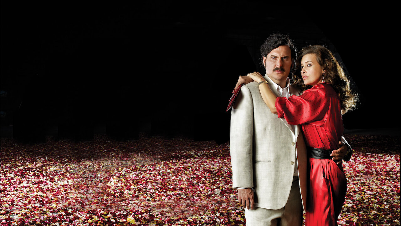 パブロ・エスコバル -- 悪魔に守られた男﻿を観﻿る | Netflix