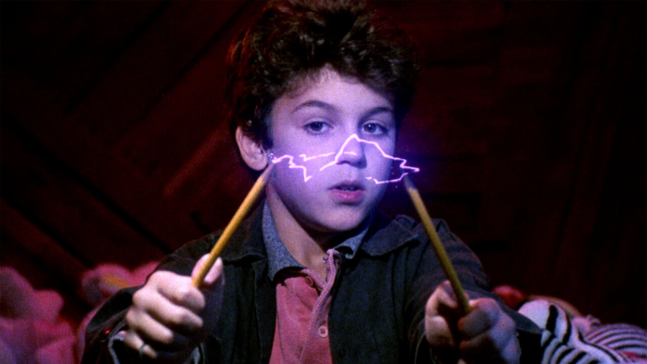 Watch Little Monsters | Netflix