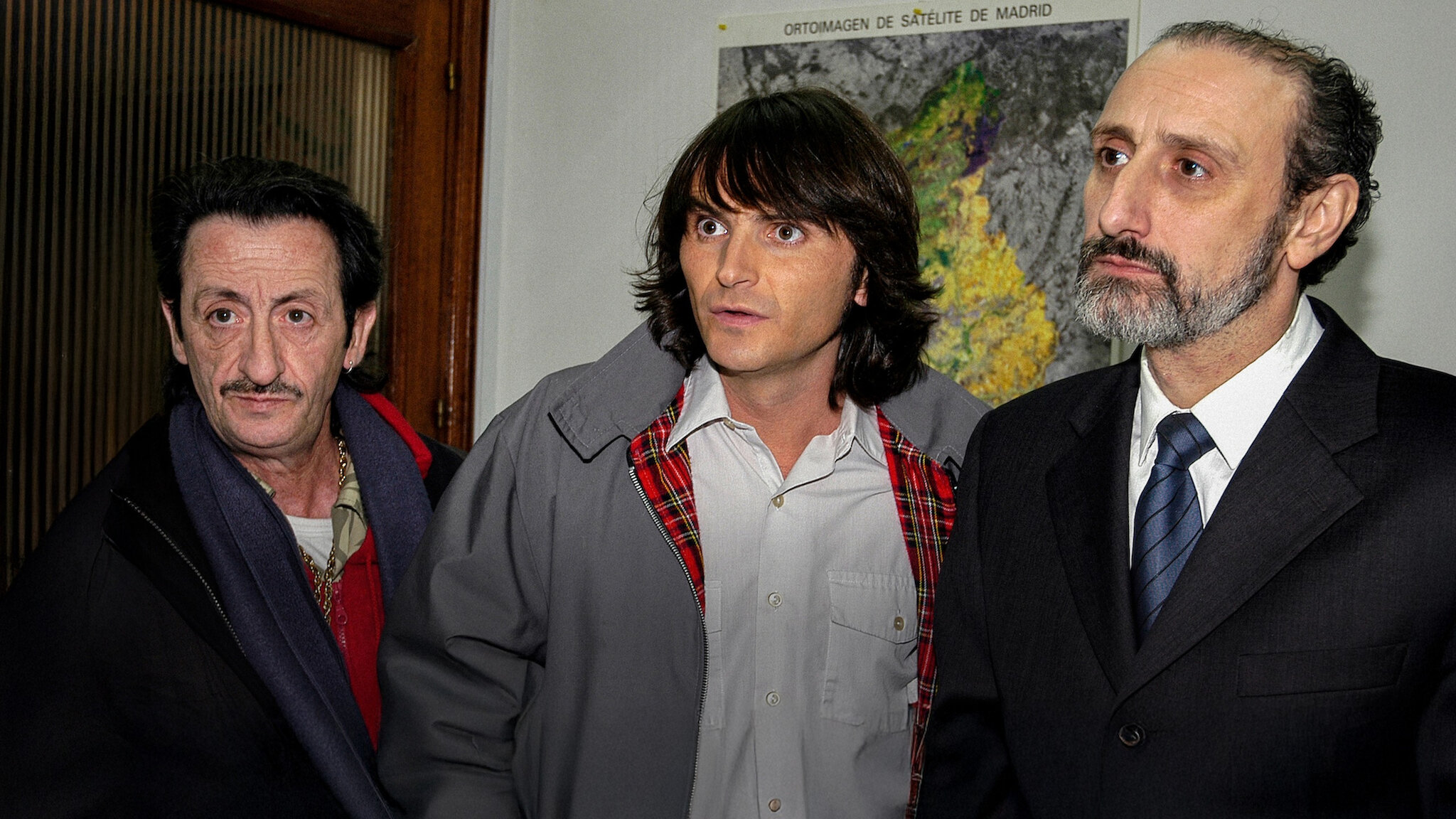 Aquí no hay quien viva: Season 1_hook_primary_16x9