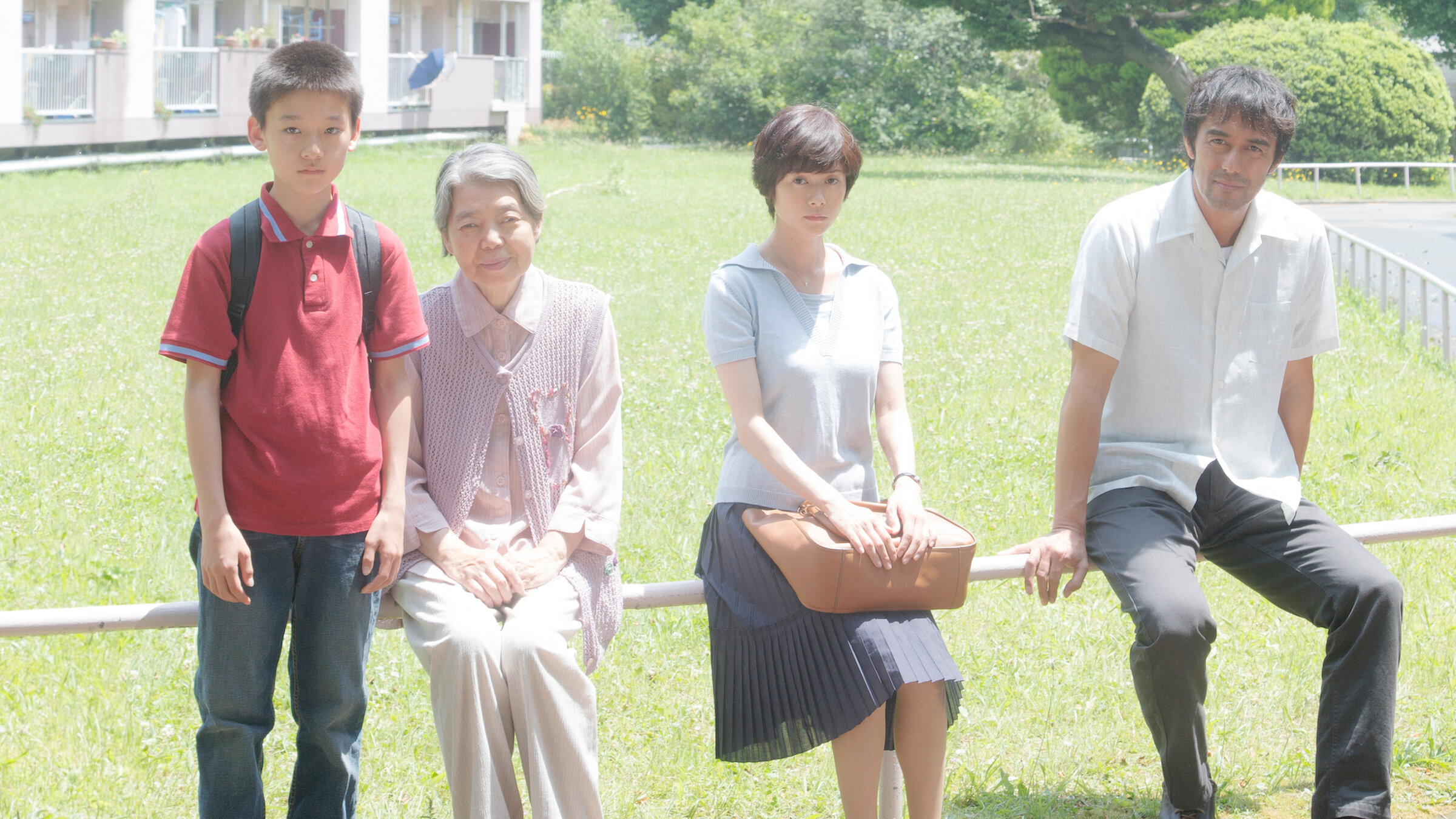 海よりもまだ深く﻿を観﻿る | Netflix