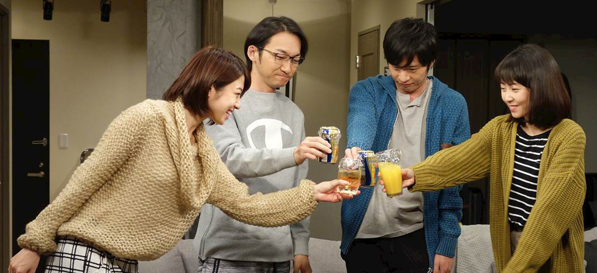 ホイチョイドラマ 恋の時価総額 LOVE&MONEY〈5枚組〉 ホイチョイドラマ 恋の時価総額﻿を観﻿る | Netflix